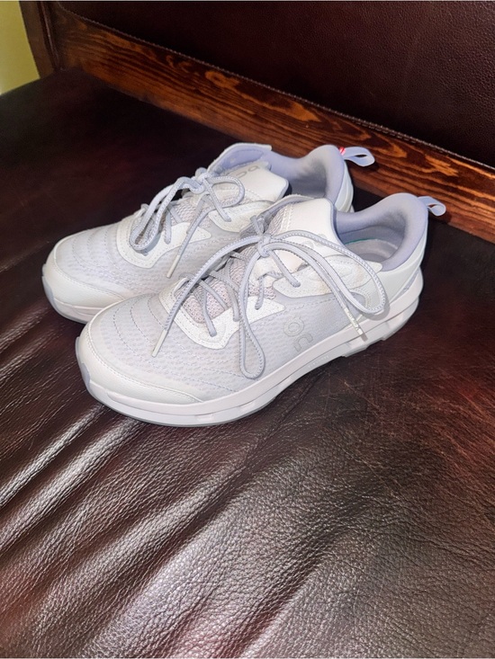 On Running Shoes - On Running Kids Sneakers in Light Gray and White